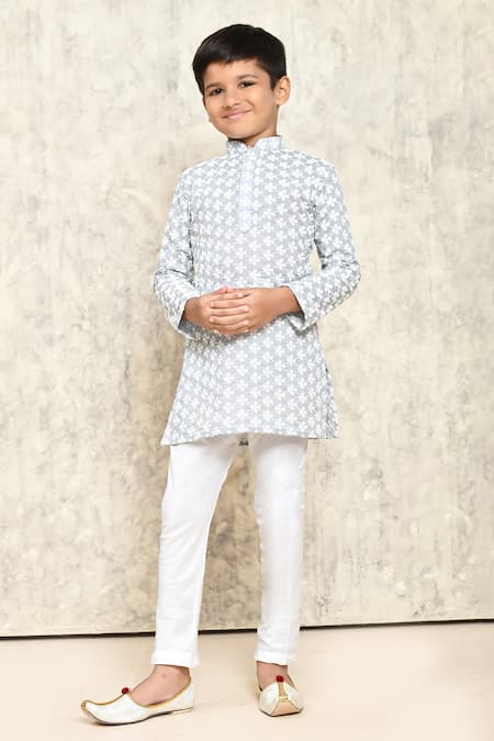 Samyukta Singhania Floral Chikankari Embroidered Kurta 