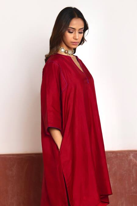 Shorshe Clothing_Red Silk, Handloom Cotton V-neck Pure Jhabla Kurta And Cigarette Pant Set _at_Aza_Fashions