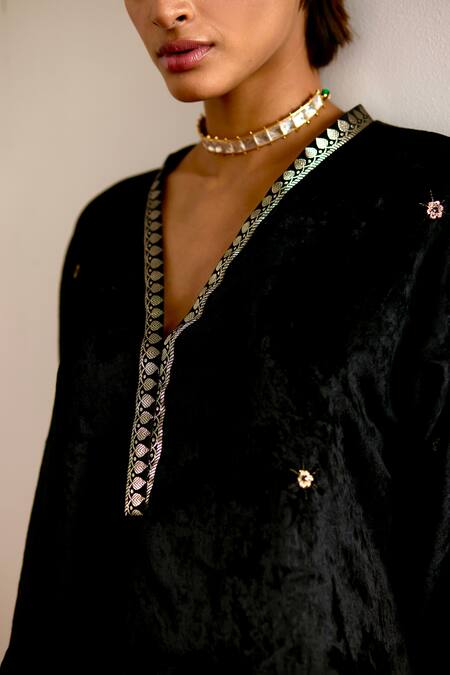 Shorshe Clothing Black Velvet, Brocade, Handloom Cotton Embroidery V-neck Kaftan And Pant Set Online at Aza Fashions Shorshe Clothing_Black Velvet, Brocade, Handloom Cotton Embroidery V-neck Kaftan And Pant Set _Online_at_Aza_Fashions
