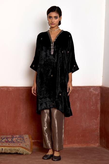 Shop Shorshe Clothing Black Velvet, Brocade, Handloom Cotton Embroidery V-neck Kaftan And Pant Set Online at Aza Fashions Shop_Shorshe Clothing_Black Velvet, Brocade, Handloom Cotton Embroidery V-neck Kaftan And Pant Set _Online_at_Aza_Fashions