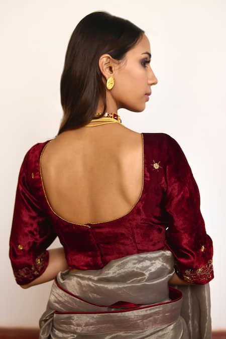 Shorshe Clothing Embroidered Velvet Blouse 