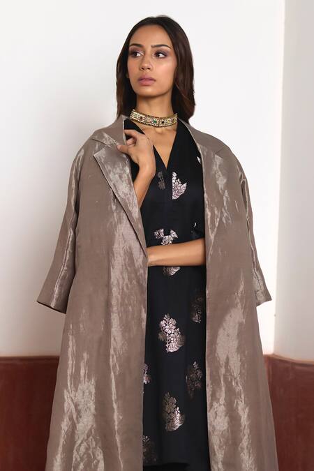 Shorshe Clothing_Silver Tissue Collared Metallic Notched Lapel Jacket _Online_at_Aza_Fashions