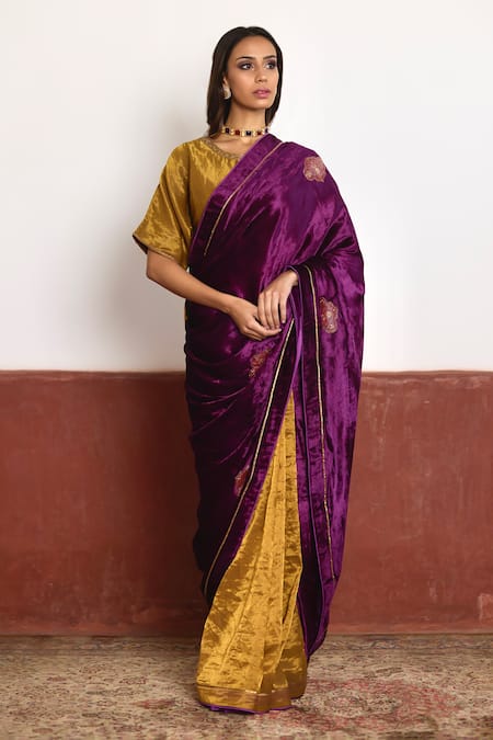 Shorshe Clothing Color Block Embroidered Saree 