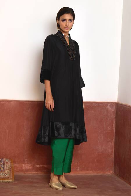Shorshe Clothing_Black Velvet, Cotton, Silk Zari Zardozi Embroidered Yoke Anarkali And Pant Set _at_Aza_Fashions