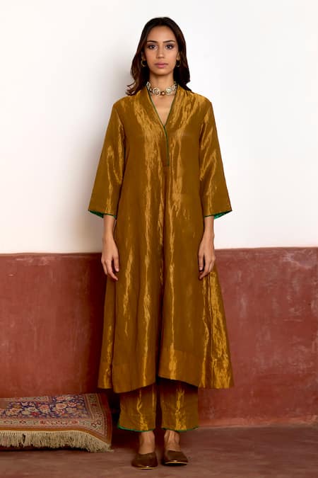 Shorshe Clothing Gold Handloom Cotton V-neck Metallic Anarkali And Pant Set Online at Aza Fashions Shorshe Clothing_Gold Handloom Cotton V-neck Metallic Anarkali And Pant Set _Online_at_Aza_Fashions
