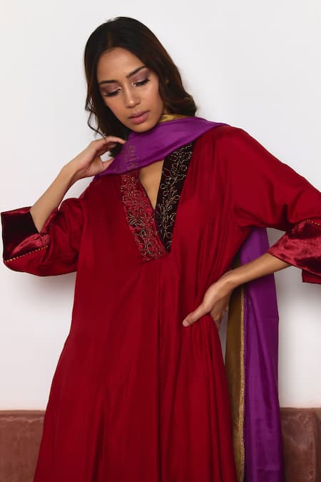 Shorshe Clothing_Black Velvet, Silk Embroidery V-neck Zardozi Work Yoke Anarkali And Pant Set _Online_at_Aza_Fashions