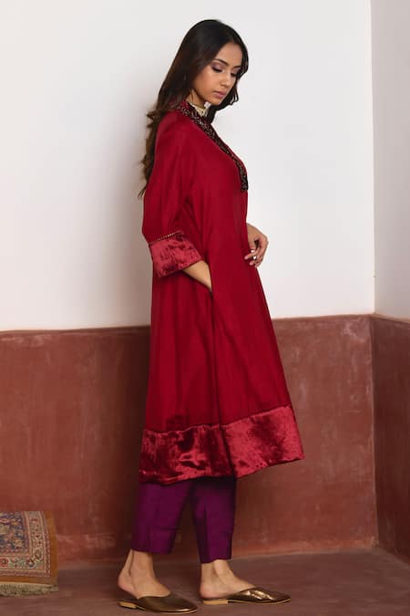 Buy_Shorshe Clothing_Black Velvet, Silk Embroidery V-neck Zardozi Work Yoke Anarkali And Pant Set _Online_at_Aza_Fashions