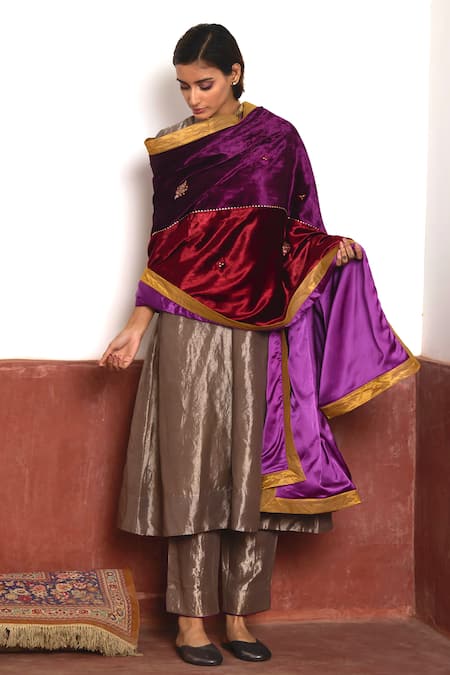 Buy Shorshe Clothing Silver Handloom Cotton V-neck Metallic Anarkali And Pant Set Online at Aza Fashions Buy_Shorshe Clothing_Silver Handloom Cotton V-neck Metallic Anarkali And Pant Set _Online_at_Aza_Fashions