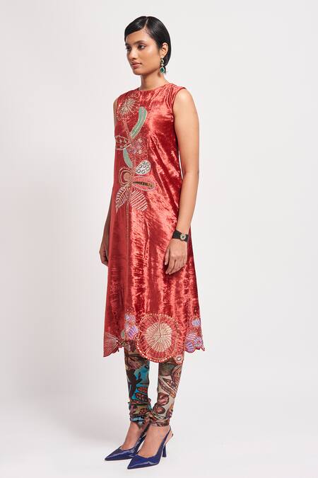 Buy Aisha Rao Red Velvet, Cotton Sequins, Zari, Beads Imara Embellished Kurta With Churidar Online at Aza Fashions Buy_Aisha Rao_Red Velvet, Cotton Sequins, Zari, Beads Imara Embellished Kurta With Churidar _Online_at_Aza_Fashions