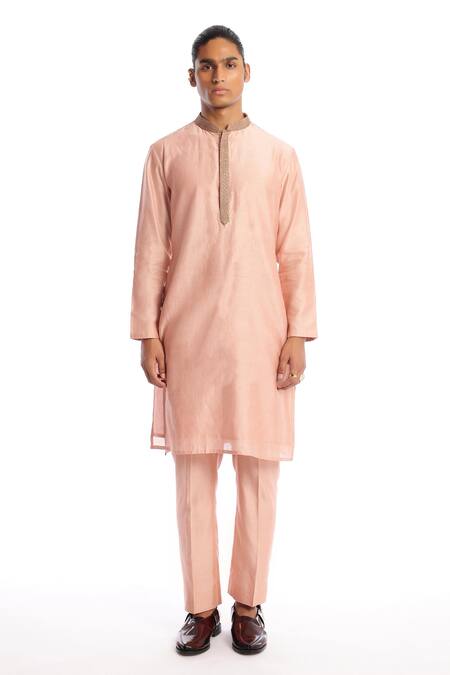 Aisha Rao Peach Silk Sequins Brown Bundi Kurta Set at Aza Fashions Aisha Rao_Peach Silk Sequins Brown Bundi Kurta Set _at_Aza_Fashions