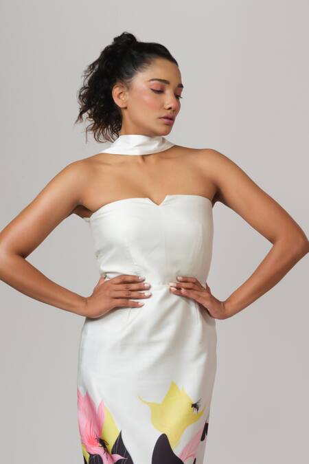 Sanjana Reddy Designs_White Satin Silk Print Floral Sweetheart Neck Bodycon Dress_Online_at_Aza_Fashions