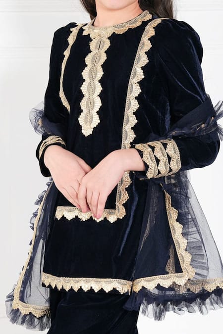Shop The Pony & Peony Co. Blue Velvet, Chiffon Lace, Gota Patti Embellished Kurta Pyjama Set at Aza Fashions Shop_The Pony & Peony Co._Blue Velvet, Chiffon Lace, Gota Patti Embellished Kurta Pyjama Set _at_Aza_Fashions