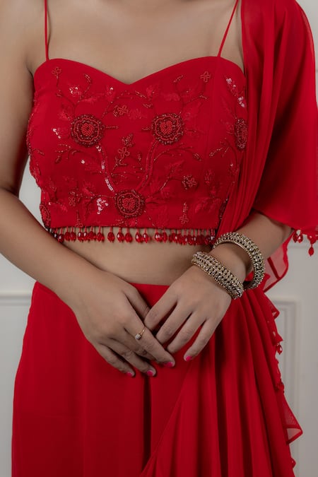 Buy_House Of Mithi Kalra_Red Georgette Embroidery, Tassels Work Pre-draped Ruffle Saree With Blouse _Online_at_Aza_Fashions