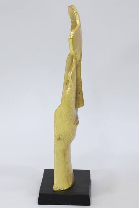 Cocovey Homes Gold Aluminium Face Sculpture Online at Aza Fashions Cocovey Homes_Gold Aluminium Face Sculpture_Online_at_Aza_Fashions