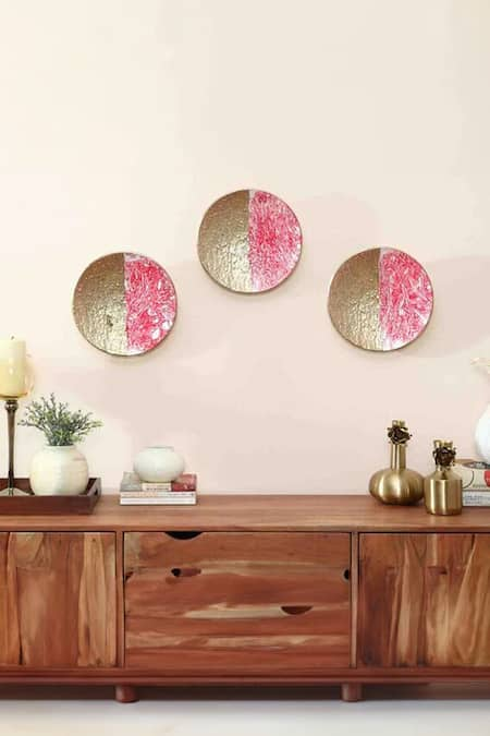 Cocovey Homes Pink Aluminium Circular Wall Art Set Of 3 