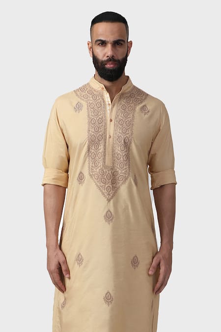 Buy_Raghavendra Rathore Jodhpur_Beige Tussar Embroidery Minar Acanthus Bloom Kurta _Online_at_Aza_Fashions