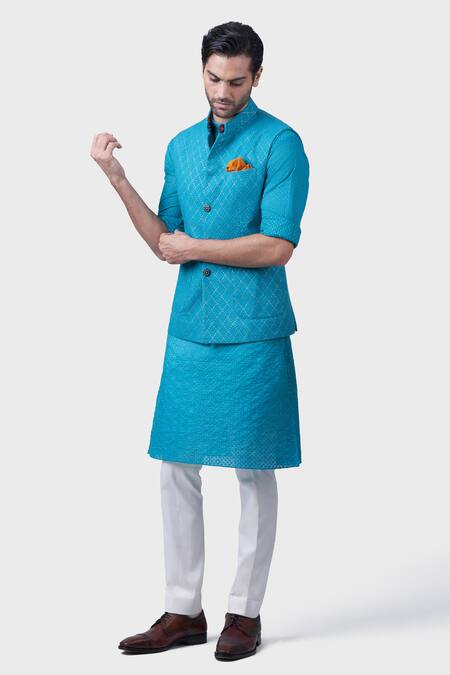 Raghavendra Rathore Jodhpur_Green Silk Embroidery Diamond Pattern Waistcoat _Online_at_Aza_Fashions