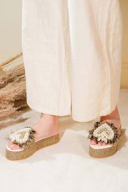 The Episode_White Embellished Heart-a-sack Pearl Strap Platforms _Online_at_Aza_Fashions