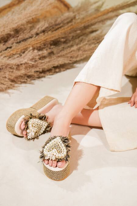 Shop_The Episode_White Embellished Heart-a-sack Pearl Strap Platforms _Online_at_Aza_Fashions
