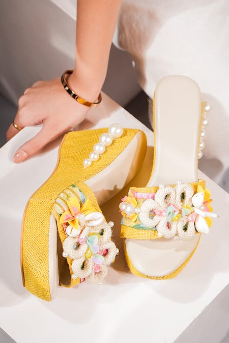 THE EPISODE Yellow Embellished Malibu Sunset Jute Strap Wedges 