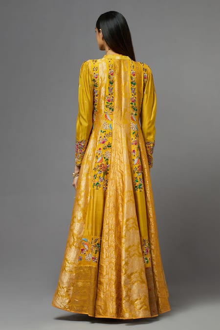 Aum By Asit And Ashima Floral Embroidered Cape With Anarkali 