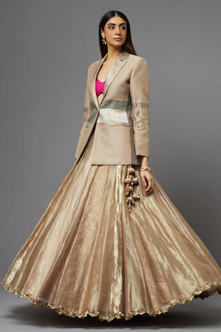 Aum By Asit And Ashima Silver Silk Embroidery V-neck Floral Blazer Lehenga Set Online at Aza Fashions Aum By Asit And Ashima_Silver Silk Embroidery V-neck Floral Blazer Lehenga Set _Online_at_Aza_Fashions