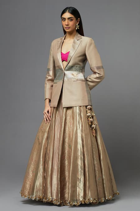 Shop Aum By Asit And Ashima Silver Silk Embroidery V-neck Floral Blazer Lehenga Set Online at Aza Fashions Shop_Aum By Asit And Ashima_Silver Silk Embroidery V-neck Floral Blazer Lehenga Set _Online_at_Aza_Fashions