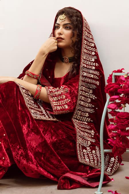 Buy_Maison Shefali_Maroon Anarkali And Pant Velvet Hand Embroidered Zardosi Zeya Gulaab Set 