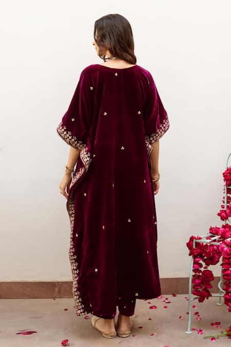 Maison Shefali Ibtida Velvet Embroidered Kaftan & Pant Set 