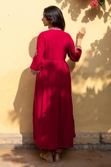 Maison Shefali Khizaan Gulabi Velvet Hand Embroidered Anarkali Set 