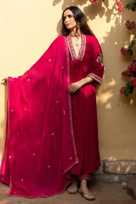 Buy_Maison Shefali_Red Velvet, Organza Zari, Embroidery, Cut Khizaan Gulabi Hand Anarkali Set _Online_at_Aza_Fashions