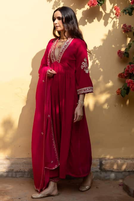 Shop_Maison Shefali_Red Velvet, Organza Zari, Embroidery, Cut Khizaan Gulabi Hand Anarkali Set _Online_at_Aza_Fashions