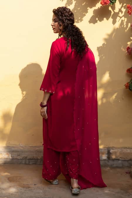 Shop Maison Shefali Red Kurta Velvet Hand Embroidered Zardosi V Neck Roya Gulabi Set at Aza Fashions Shop_Maison Shefali_Red Kurta Velvet Hand Embroidered Zardosi V Neck Roya Gulabi Set _at_Aza_Fashions