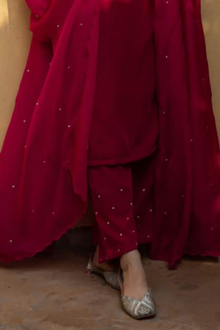 Buy Maison Shefali Red Kurta Velvet Hand Embroidered Zardosi V Neck Roya Gulabi Set Online at Aza Fashions Buy_Maison Shefali_Red Kurta Velvet Hand Embroidered Zardosi V Neck Roya Gulabi Set _Online_at_Aza_Fashions