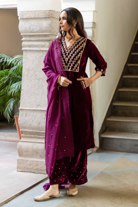 Buy Maison Shefali Purple Velvet, Organza Zari, Cut Work V-neck Roya Hand Embroidered Kurta Set Online at Aza Fashions Buy_Maison Shefali_Purple Velvet, Organza Zari, Cut Work V-neck Roya Hand Embroidered Kurta Set _Online_at_Aza_Fashions