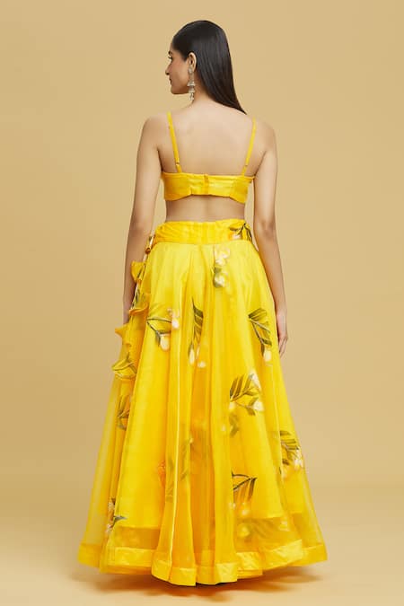 Shop Naintara Bajaj Yellow Organza Gota Patti Sweetheart Neck Tulip Brush Print Lehenga Set at Aza Fashions Shop_Naintara Bajaj_Yellow Organza Gota Patti Sweetheart Neck Tulip Brush Print Lehenga Set _at_Aza_Fashions