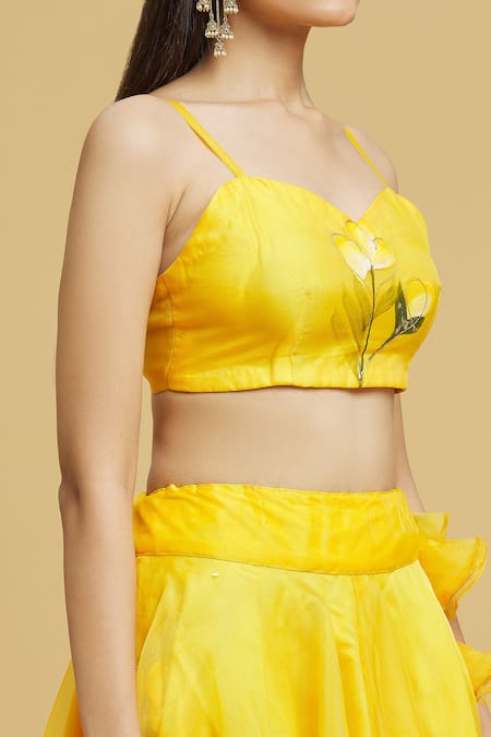 Shop Naintara Bajaj Yellow Organza Gota Patti Sweetheart Neck Tulip Brush Print Lehenga Set Online at Aza Fashions Shop_Naintara Bajaj_Yellow Organza Gota Patti Sweetheart Neck Tulip Brush Print Lehenga Set _Online_at_Aza_Fashions
