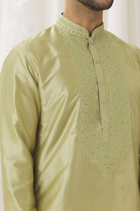 Shop Aariyana Couture Green Silk, Cotton, Polyester Embroidery Blossom Thread Kurta With Pant Online at Aza Fashions Shop_Aariyana Couture_Green Silk, Cotton, Polyester Embroidery Blossom Thread Kurta With Pant _Online_at_Aza_Fashions