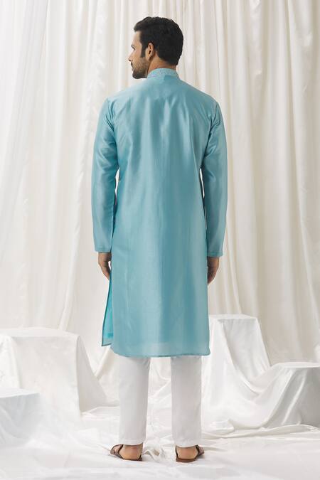 Aariyana Couture Floret Embroidered Kurta With Pant 