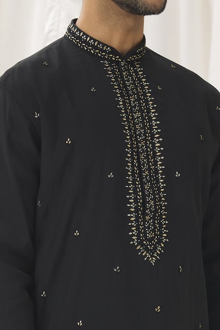 Shop Aariyana Couture Black Silk, Cotton, Polyester Embroidery Foliage Zari Kurta With Pant Online at Aza Fashions Shop_Aariyana Couture_Black Silk, Cotton, Polyester Embroidery Foliage Zari Kurta With Pant _Online_at_Aza_Fashions