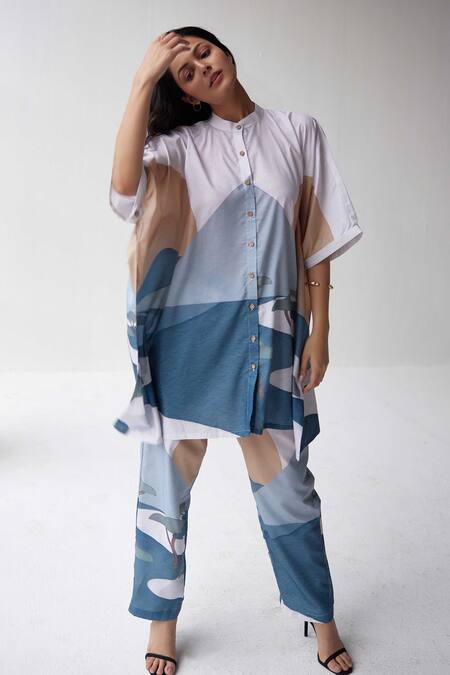 Buy_Label Kheerganga_White Viscose, Crepe Mandarin Abstract Mountain Print Kaftan Top With Pant _Online_at_Aza_Fashions
