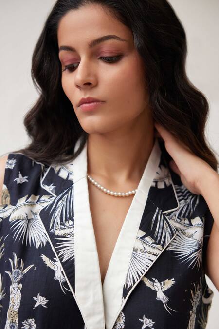Buy_Label Kheerganga_White Viscose Collared Majestic Jungle Print Shirt With Pant _Online_at_Aza_Fashions