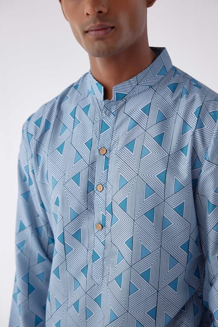 Label Kheerganga_Blue Viscose Aztec Geometric Print Kurta _at_Aza_Fashions