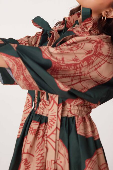 Buy_Label Kheerganga_Green Viscose, Crepe Collared Sandy Shore Playboy Shell Print Tie-up Dress _Online_at_Aza_Fashions