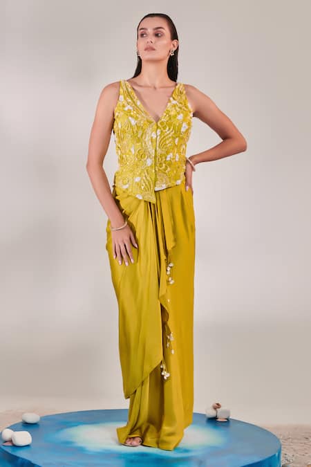 One Knot One By Ashna Yellow Jacket Habutai Silk Embroidered Sequins V-neck Embellished With Skirt 