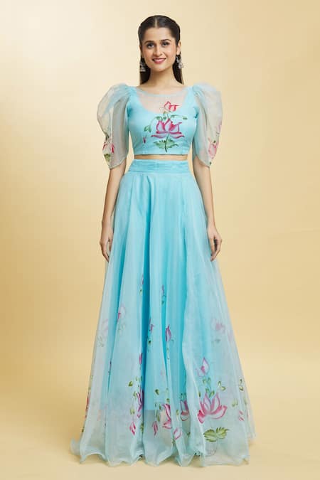 Naintara Bajaj_Blue Organza Embroidery Round Neck Brush Paint Lotus Lehenga Blouse Set _Online_at_Aza_Fashions