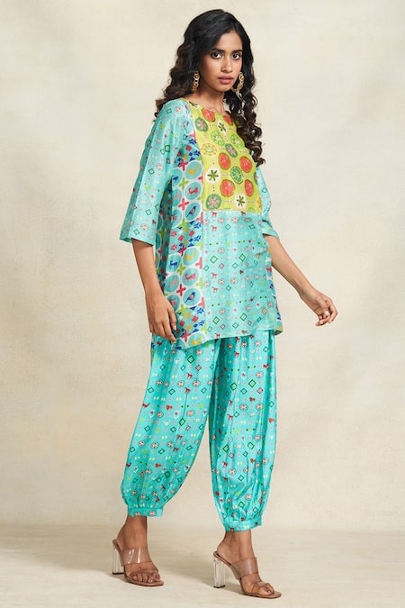 Buy_Gulabo By Abu Sandeep_Blue Chanderi Digital Print Animal Boat Geometric Kurta  _Online_at_Aza_Fashions