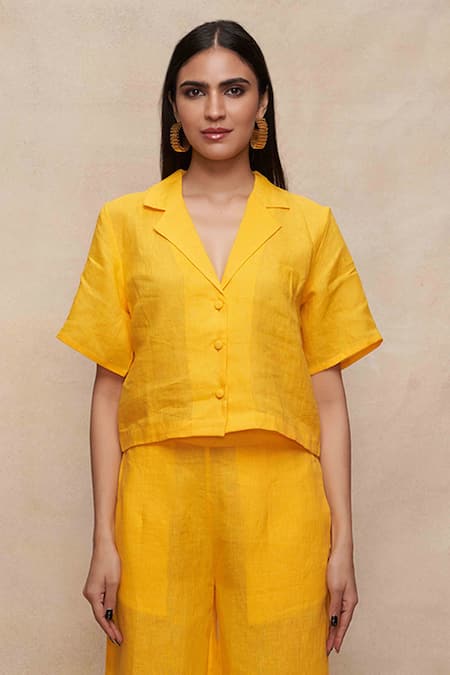 Gulabo By Abu Sandeep_Yellow Linen Collared Solid Crop Shirt _at_Aza_Fashions