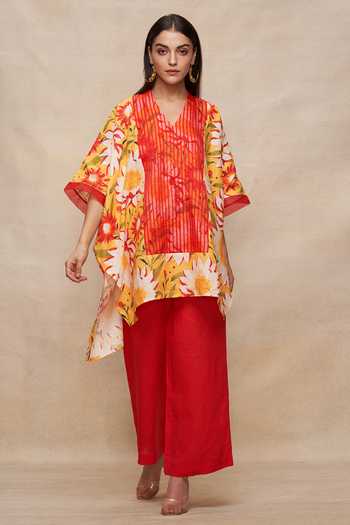 Gulabo By Abu Sandeep Yellow 100% Linen Floral V-neck Print Short Kaftan Online at Aza Fashions Gulabo By Abu Sandeep_Yellow 100% Linen Floral V-neck Print Short Kaftan _Online_at_Aza_Fashions