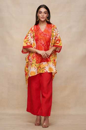 Gulabo By Abu Sandeep Yellow 100% Linen Floral V-neck Print Short Kaftan at Aza Fashions Gulabo By Abu Sandeep_Yellow 100% Linen Floral V-neck Print Short Kaftan _at_Aza_Fashions